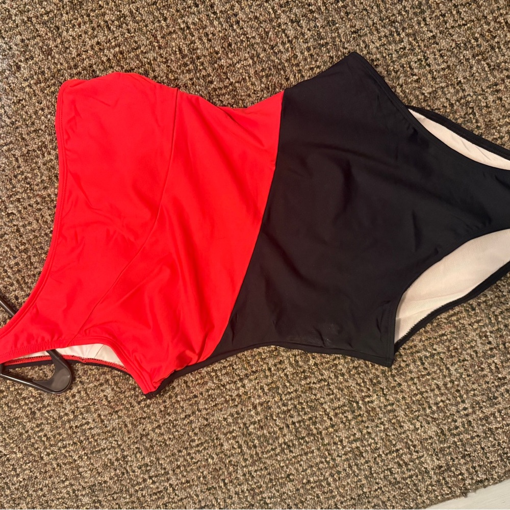 Stylish Red and Black Women's Swimsuit